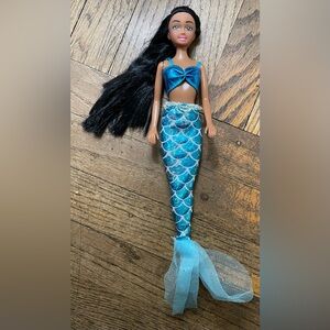 DOLGEN26337301K20 Mermaid Doll with Blue Tail